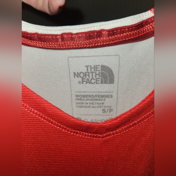 EUC North Face woman's shirt - Picture 2 of 3